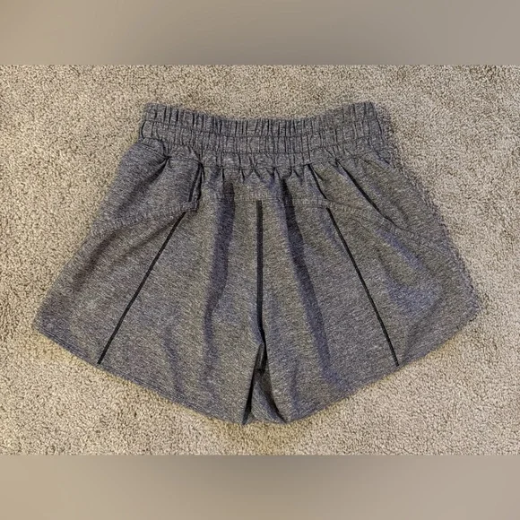 Lululemon Track That Short 5” Heather Lux Multi Black Size 6 Like New Run Shorts - Picture 7 of 9